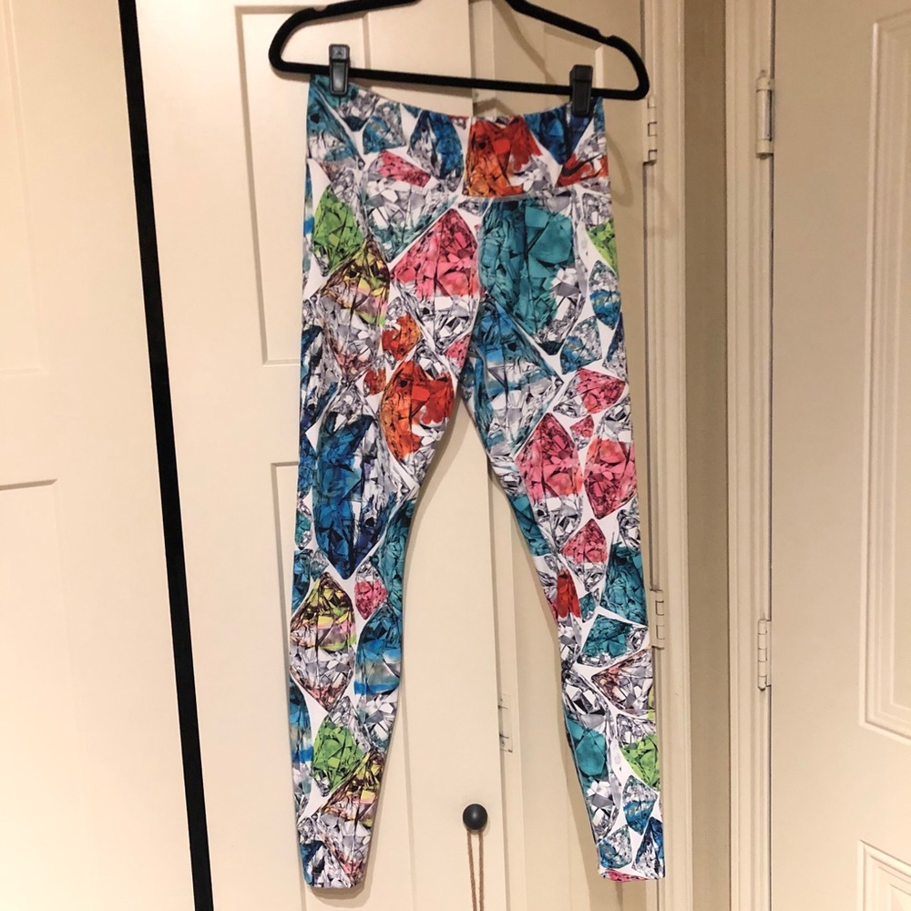 Nike jewel workout pants